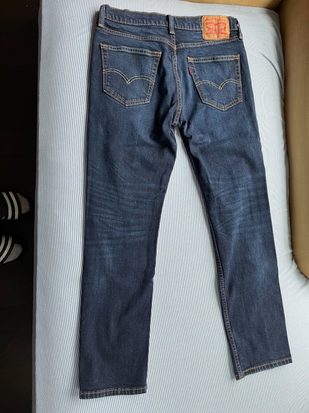 Levi's Men 511, Denim , Slim  Fit Authentic Soft , Blue-Dark Wash, W32x L30